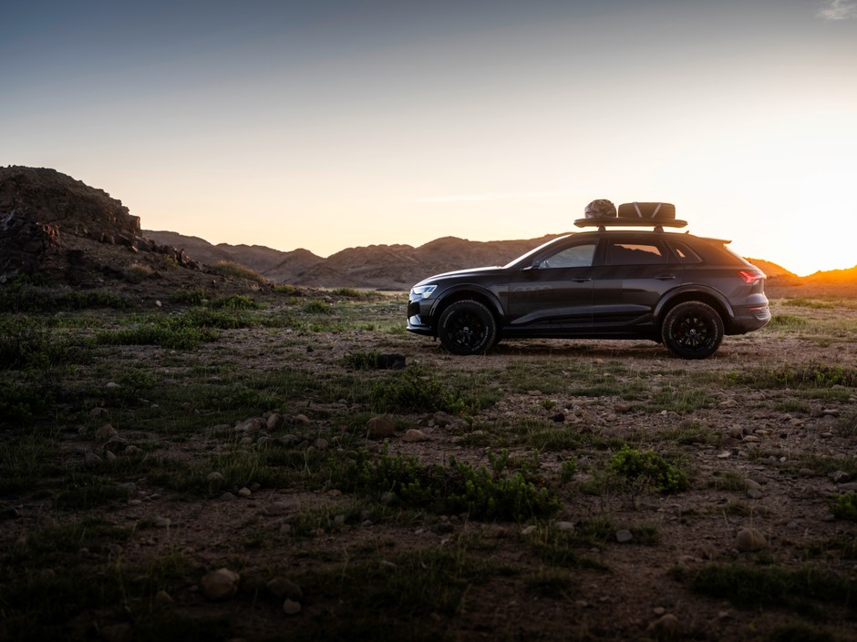 Audi Q8 e-tron edition Dakar