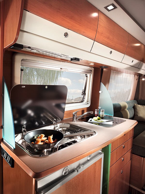 Volkswagen T5: kamper z firmy Karmann-Mobil