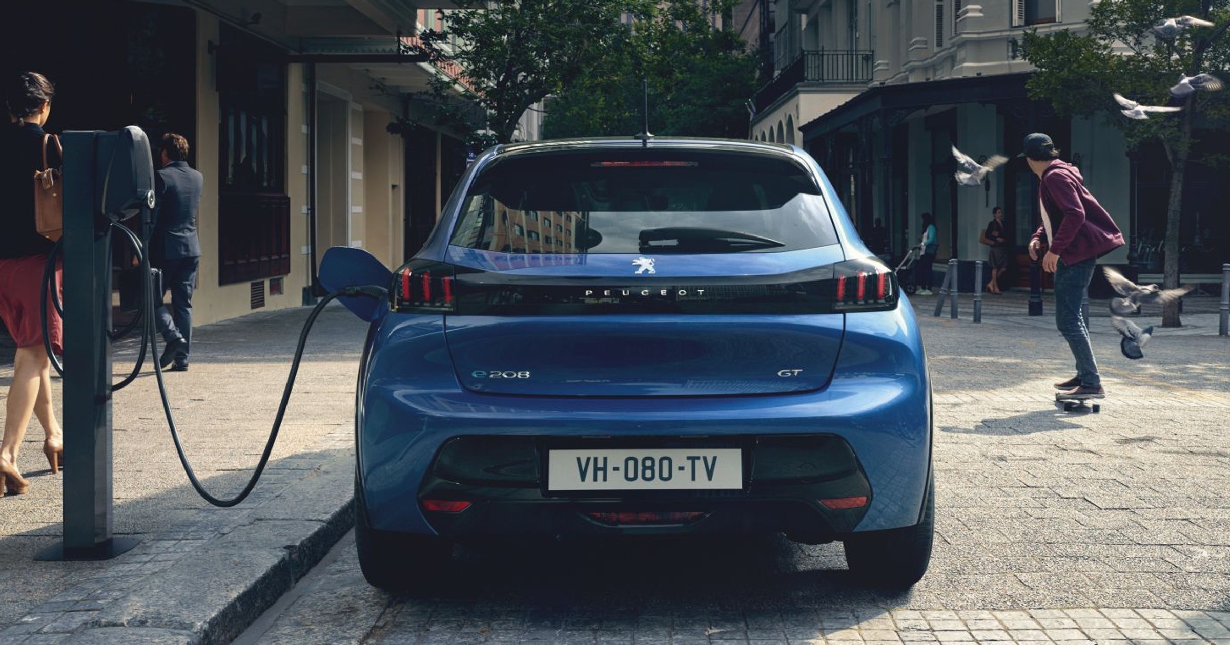 Peugeot-e208