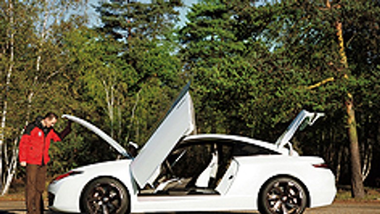 Renault Laguna Coupe - Tak może wyglądać Laguna!