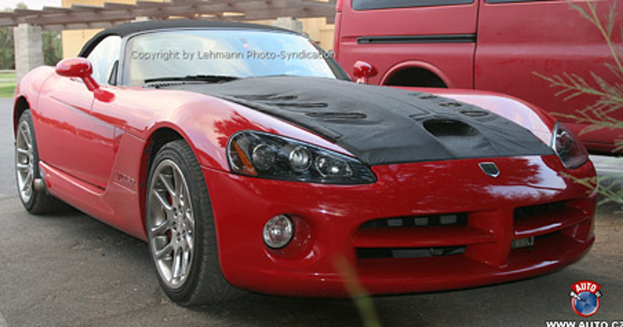 Zdjęcia szpiegowskie + film: Dodge Viper Diamondback