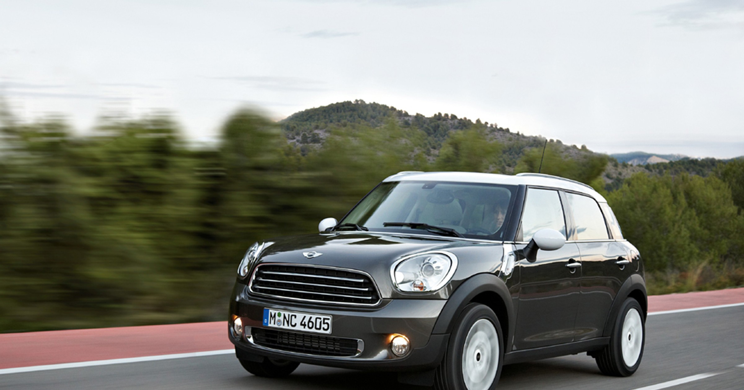 Mini Countryman: Minimalizm z 4x4