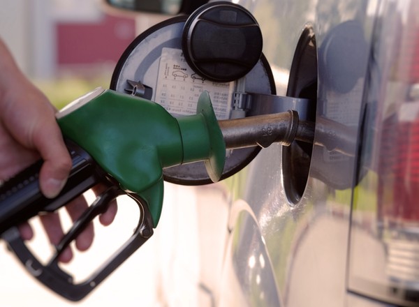 Ceny paliw wystrzelą od 1 stycznia 2026 r. Przez certyfikaty emisji benzyna zdrożeje o 80 gr/l, a diesel o 1 zł/l