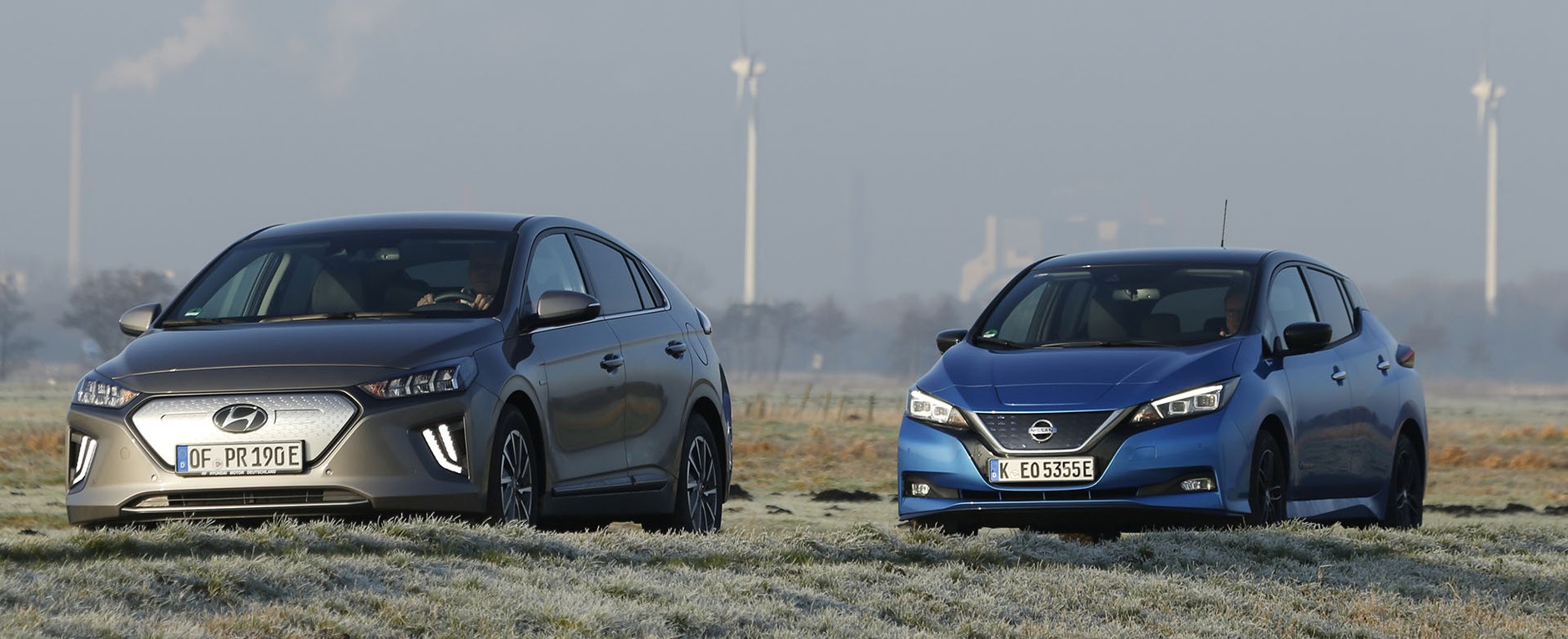 Hyundai Ioniq kontra Nissan Leaf - auta elektryczne dla ludu