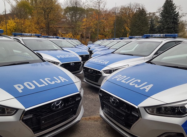 303 nowe radiowozy dla policji - po Kii czas na Hyundai'a