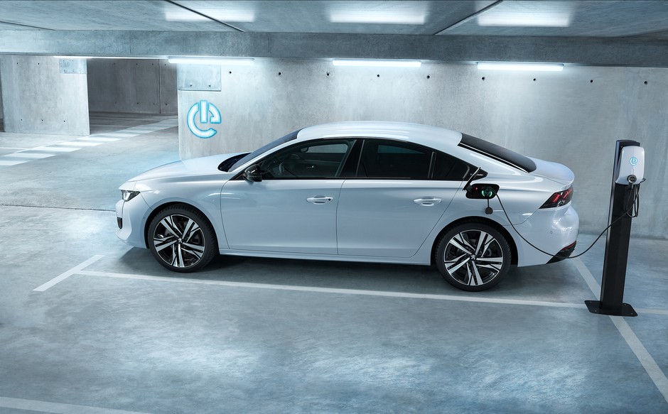 Nowe Hybrydy od Peugeota – polskie ceny