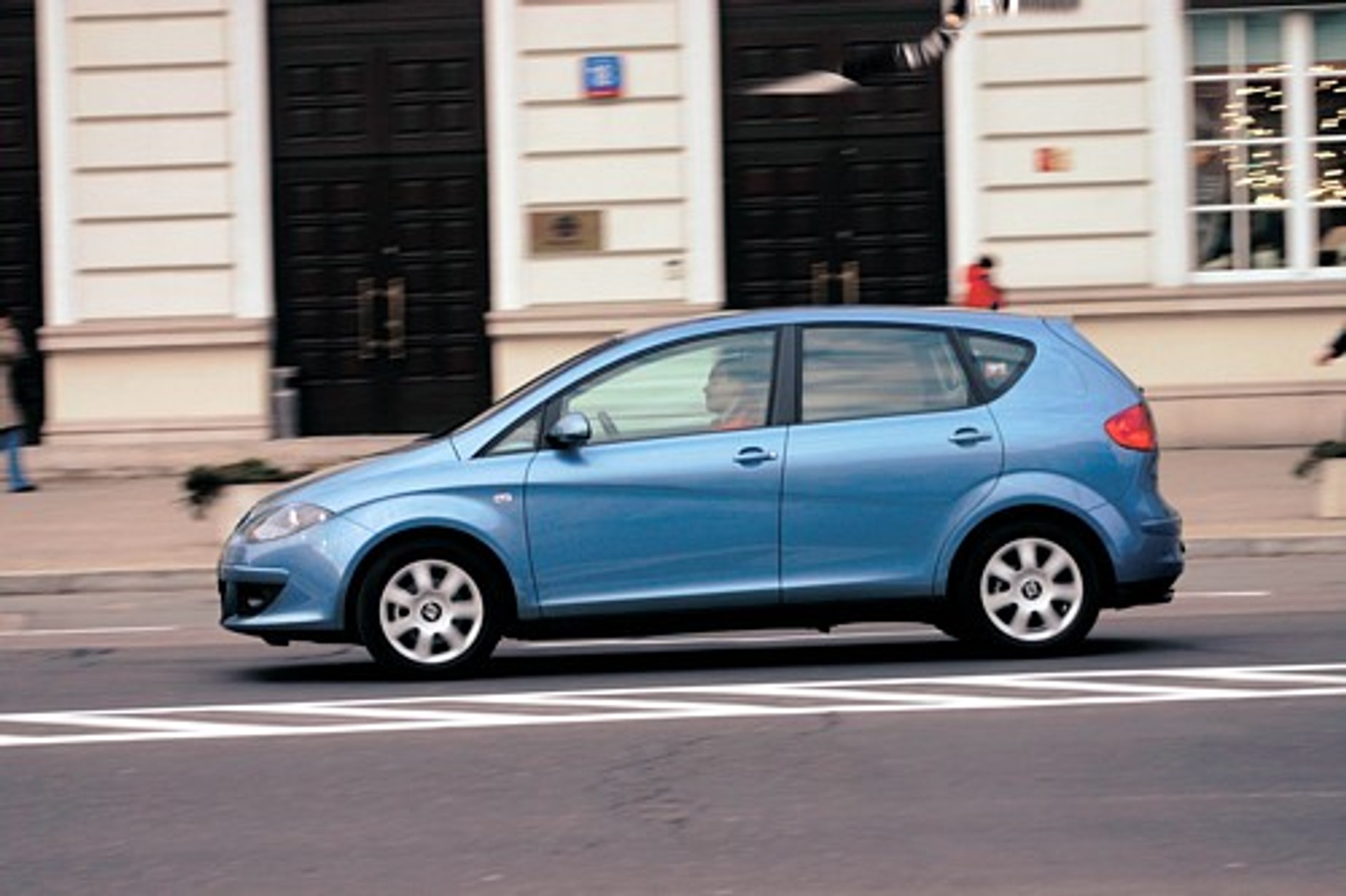 Kompakty w rozmiarze XL