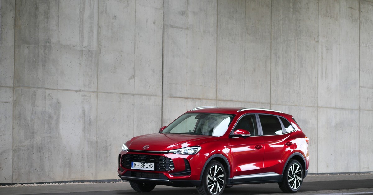 MG ZS Hybrid +