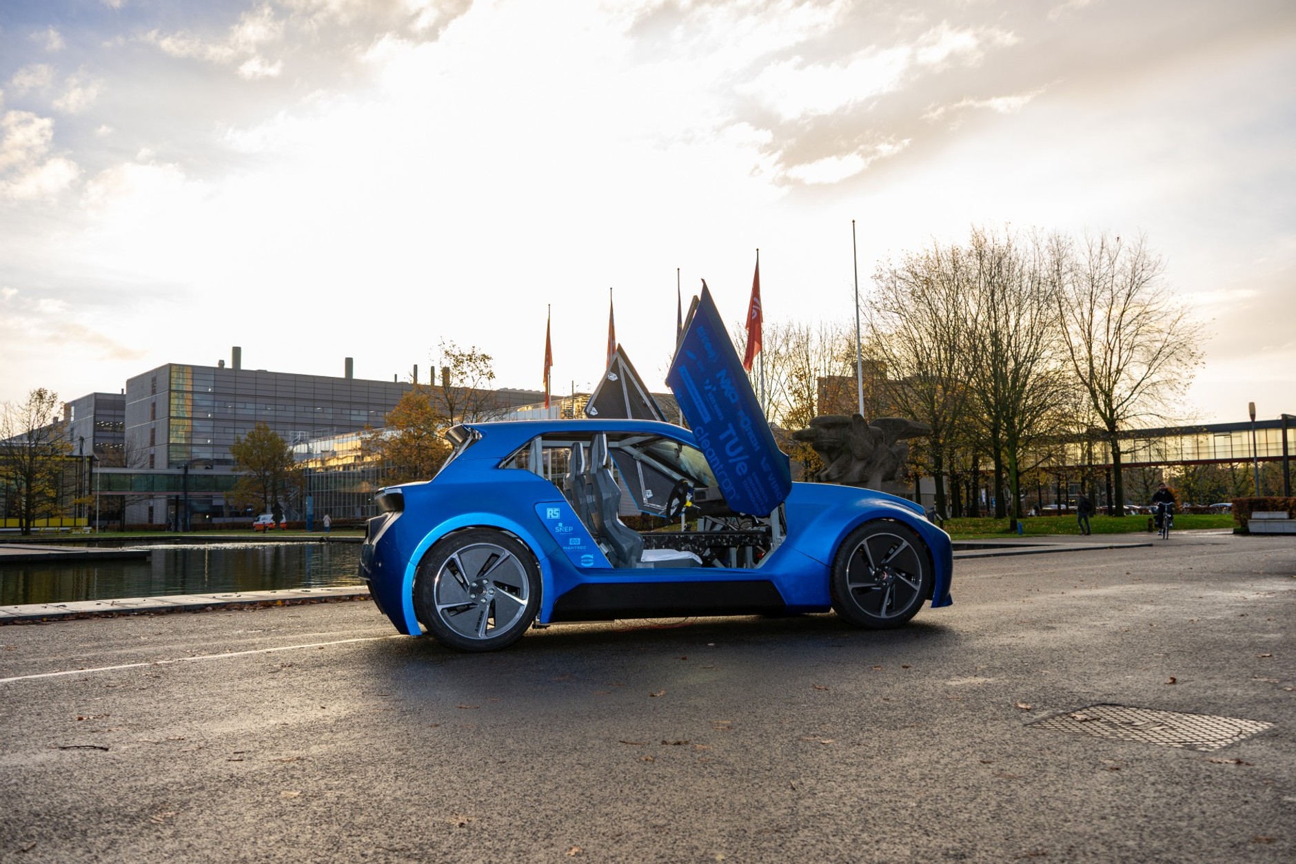 Zbudowany przez studentów z Holandii samochód koncepcyjny ARIA