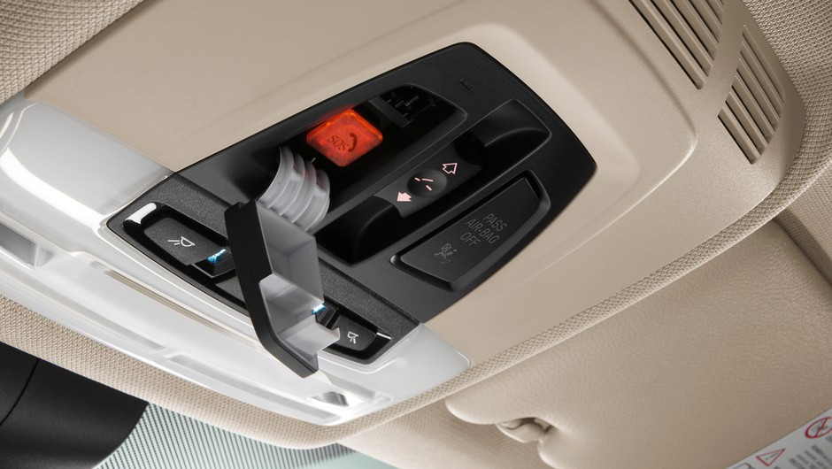 System e-Call w BMW