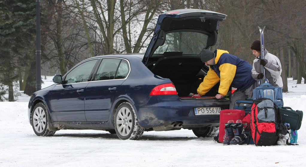 Samochodem na narty: zimowe ferie za granicą