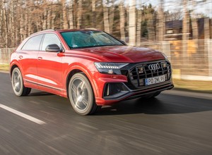 Audi SQ8 – niezdecydowany SUV