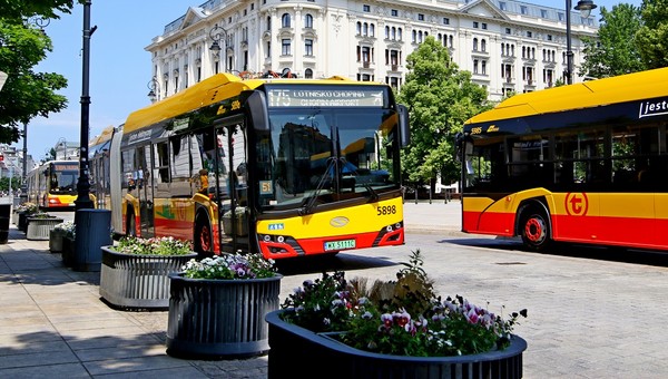 Dlaczego polski Solaris został sprzedany? I czemu akurat CAF-owi?