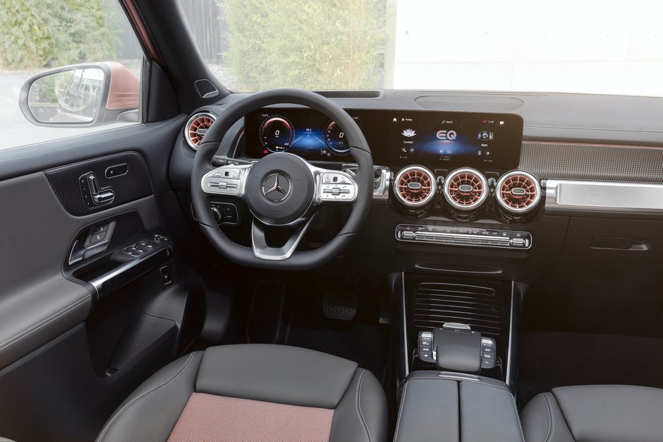 Mercedes EQ