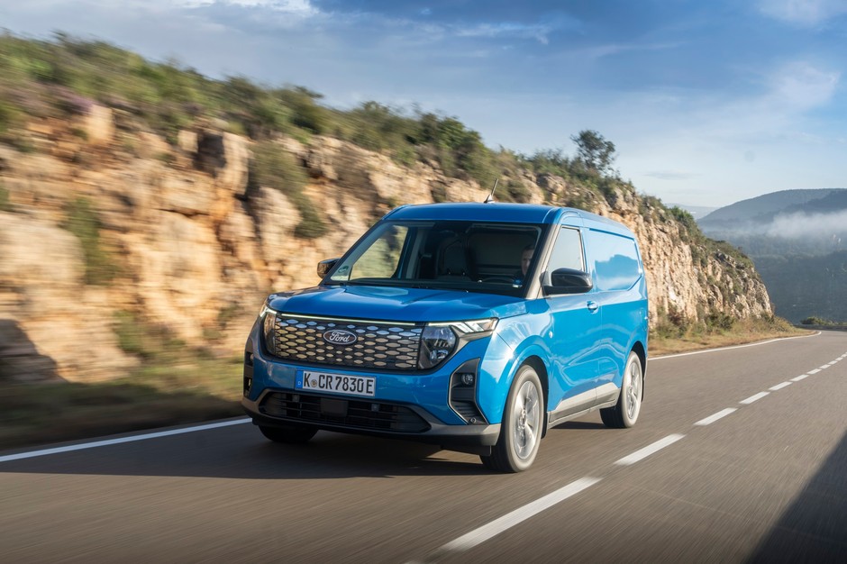 Ford E-Transit Courier