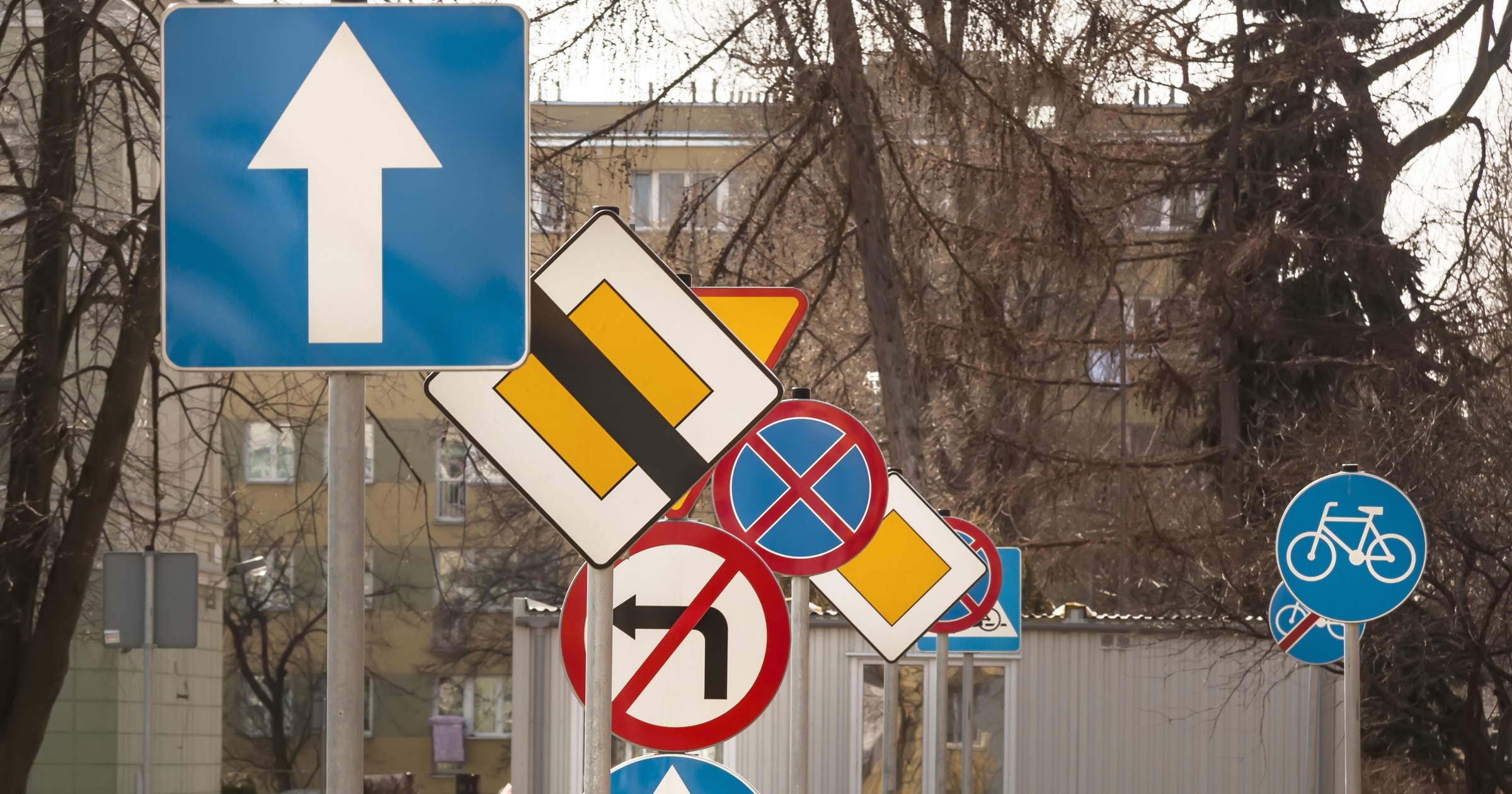 Znaki drogowe w Polsce