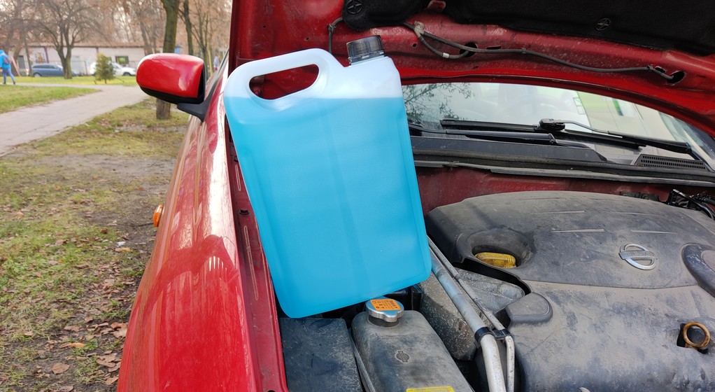 Jaki jest najtańszy płyn do spryskiwaczy?