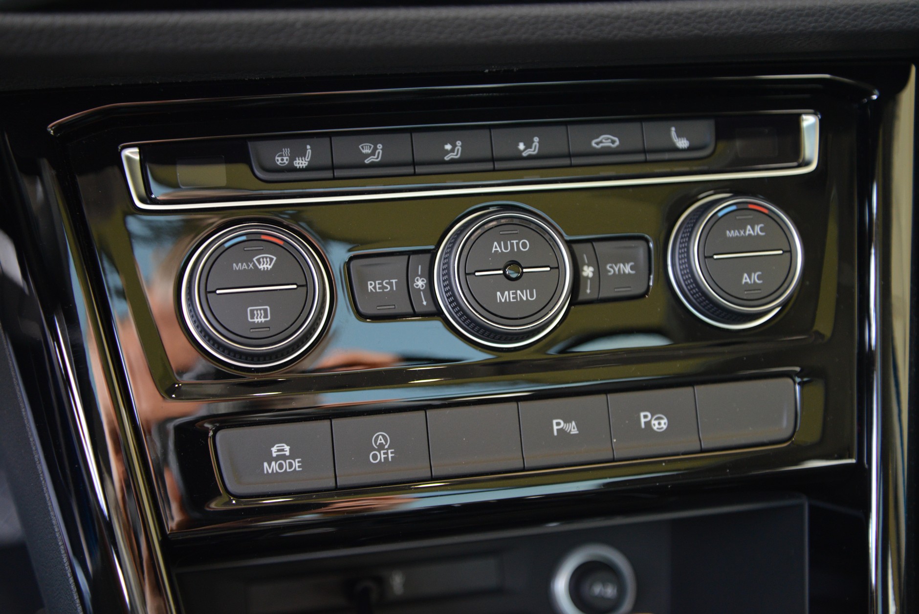 VW Touran 1.5 TSI DSG Highline