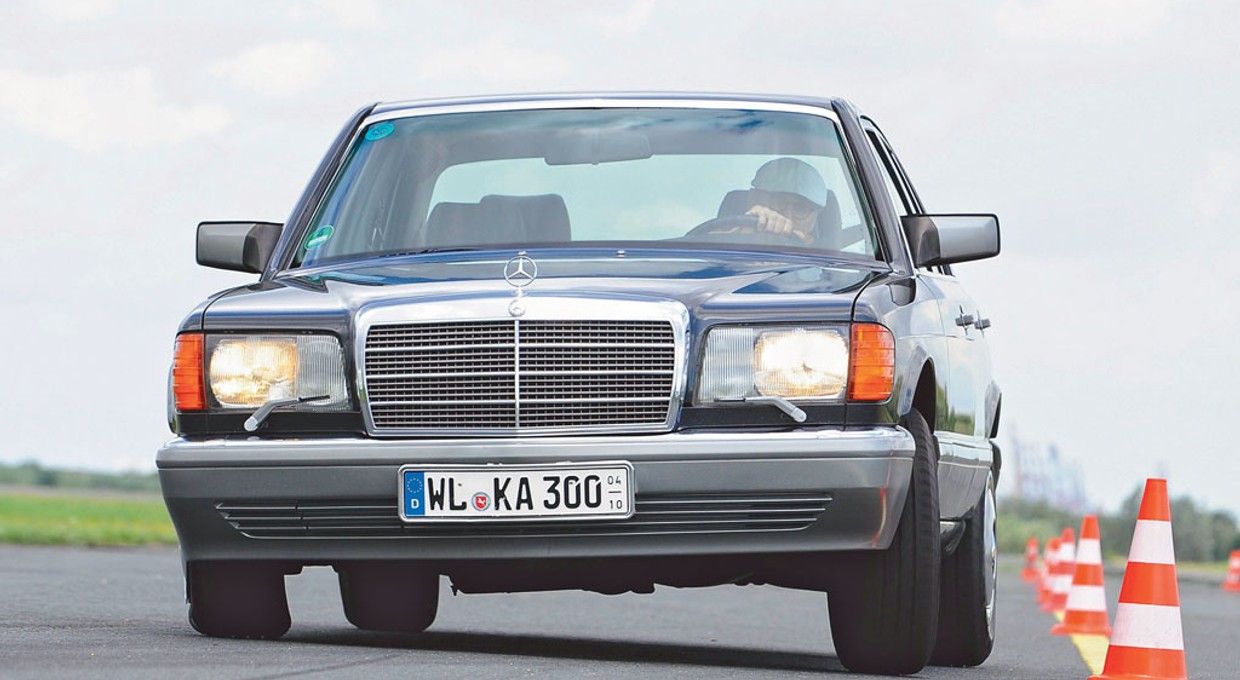 Mercedes 300 SE - odpowiedni samochód dla szefów