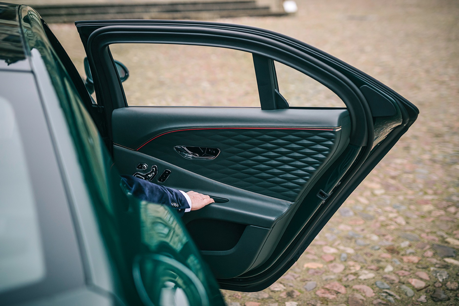 Bentley Flying Spur V8