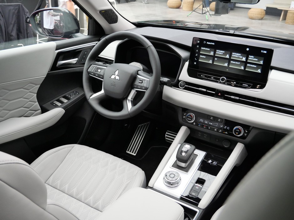 Mitsubishi Outlander PHEV