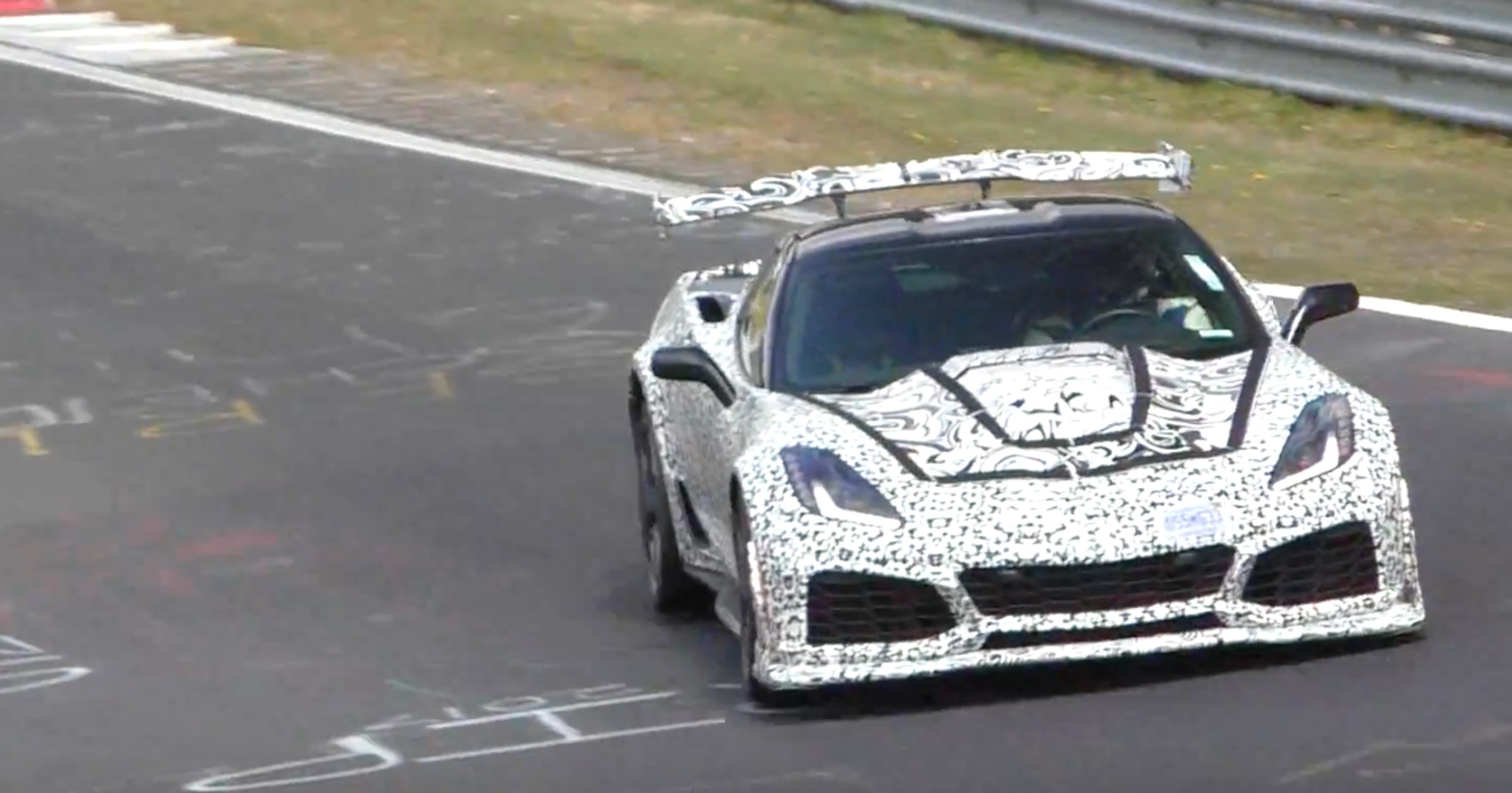 Corvette C7 ZR1 - hałas, o którym nie zapomnisz!