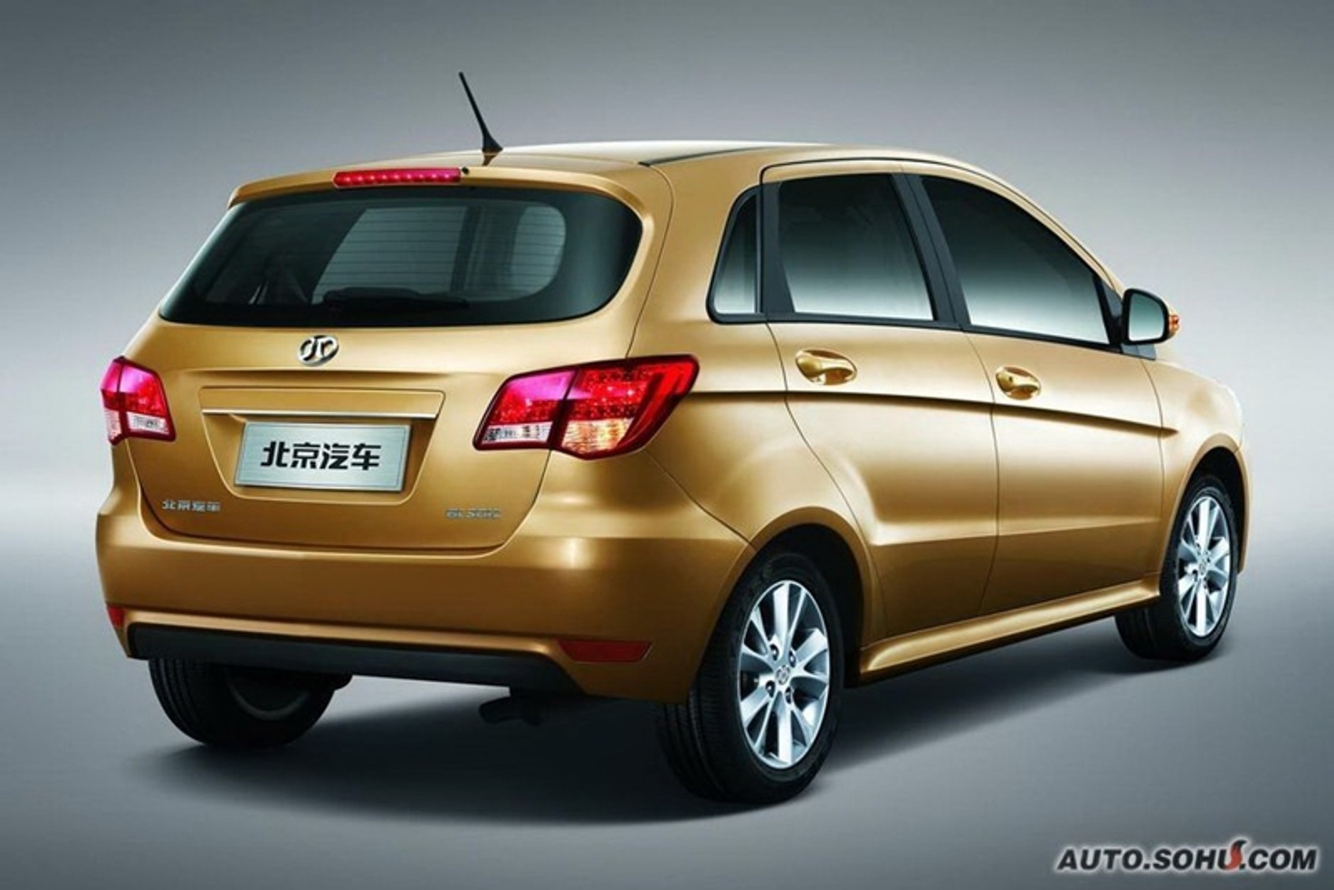 Mercedes klasy B po liftingu – czyżby?!