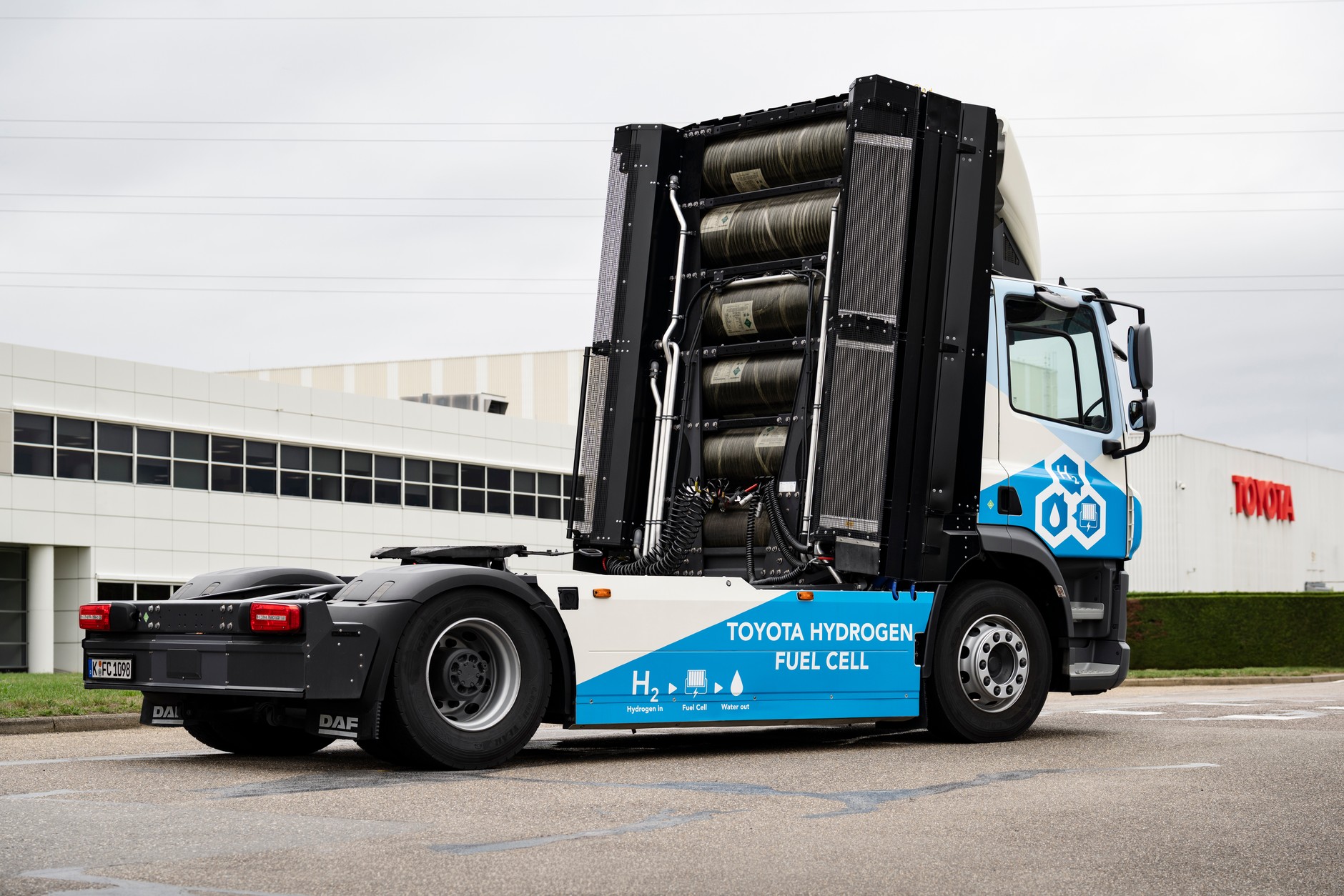 Wodorowa ciężarówka Toyoty i VDL marki DAF