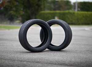 Bridgestone i TomTom Telematics podłączą opony do internetu