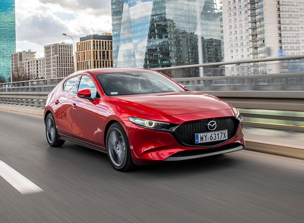 Nowa Mazda 3 Skyactiv-G 2.0 6AT - uroda to nie wszystko | TEST