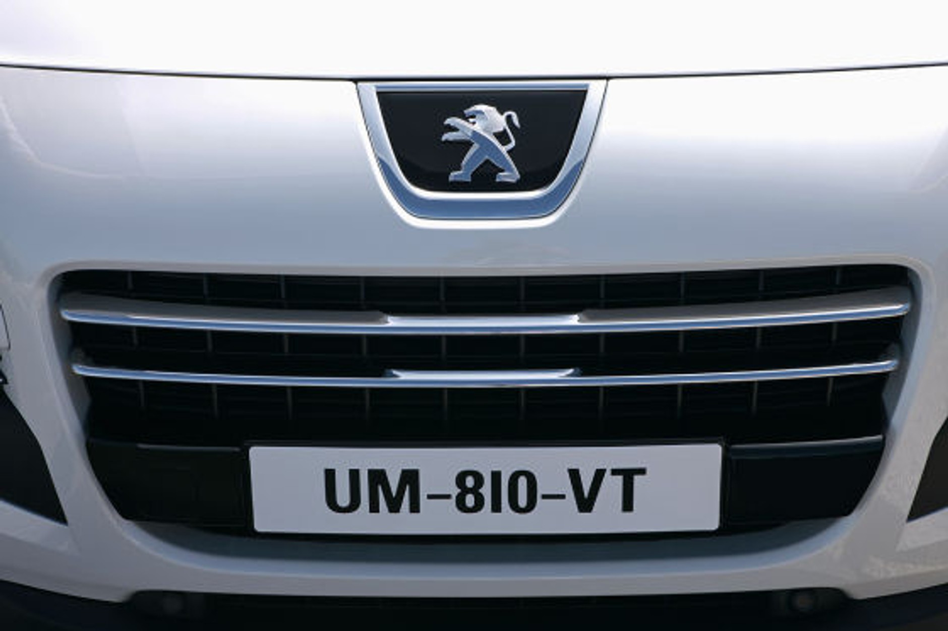 peugeot_3008_hybrydowy