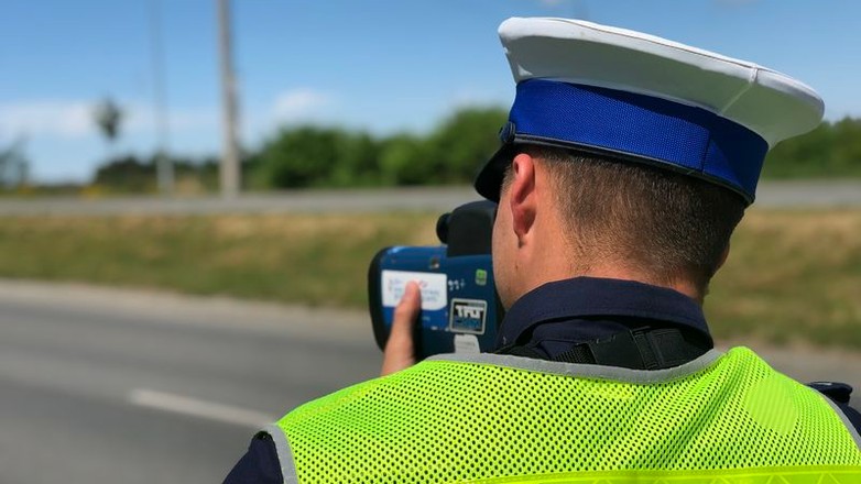 Ten sam patrol w niecałe trzy godzin dwukrotnie zatrzymał tego samego kierowcę