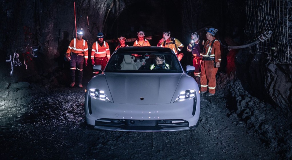 Porsche Taycan Cross Tourismo z rekordem Guinnessa