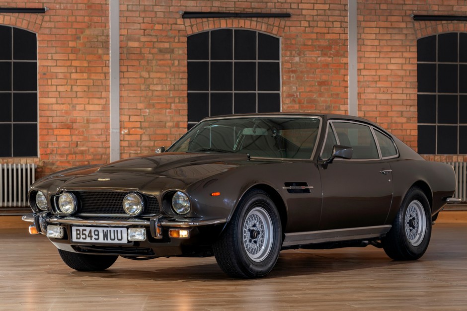 Aston Martin na aukcji z okazji 60-lecia Jamesa Bonda