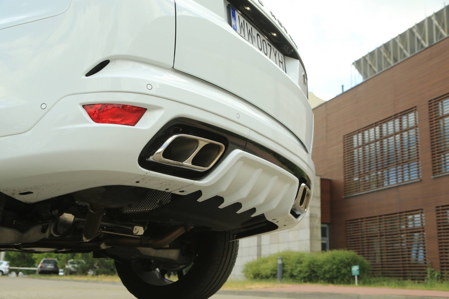 Range Rover Sport SVR – cudownie bezsensowny olbrzym |Test