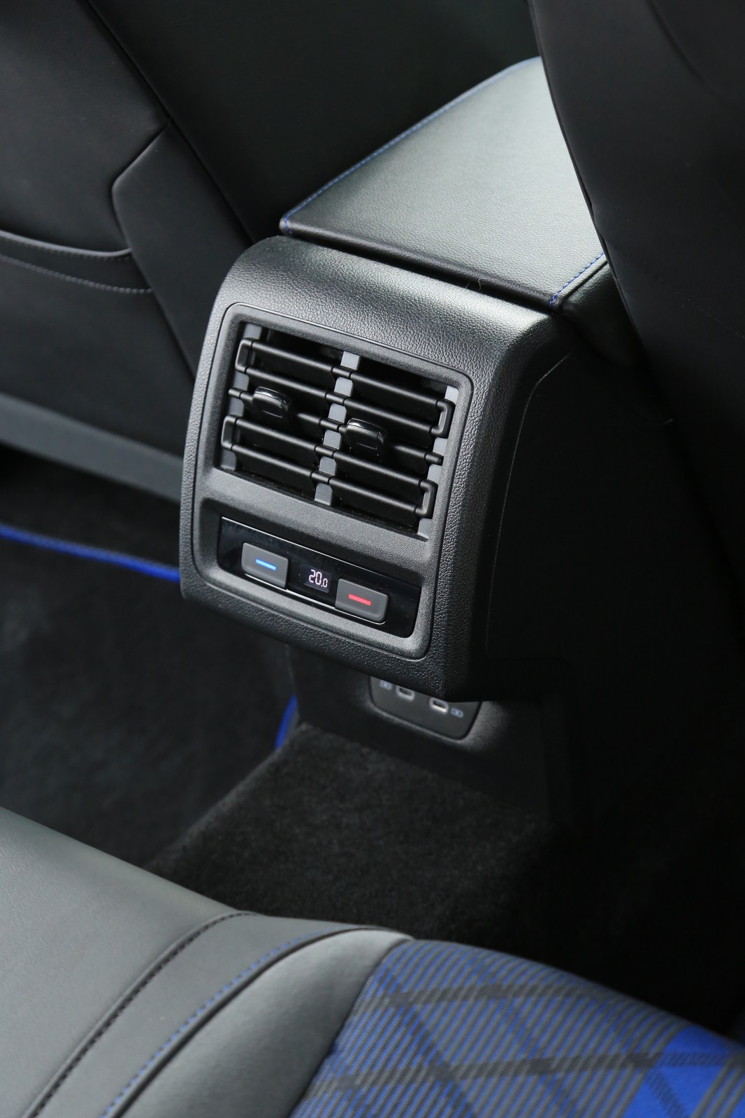 Volkswagen Golf R 2021