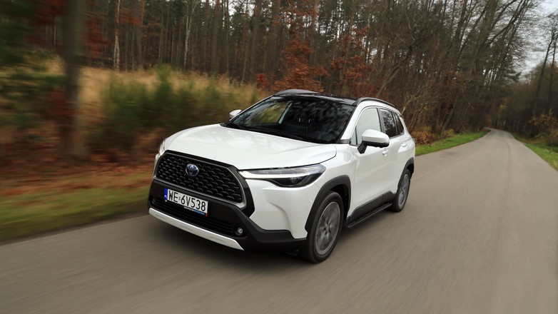 Toyota Corolla Cross 2.0 Hybrid AWD-i (2022 r.)