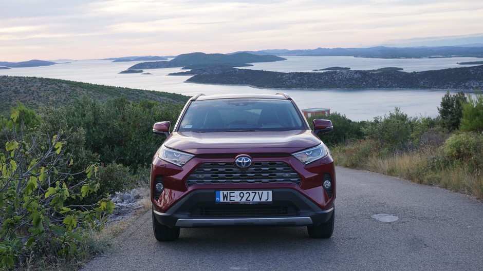 Toyota RAV4 hybrid
