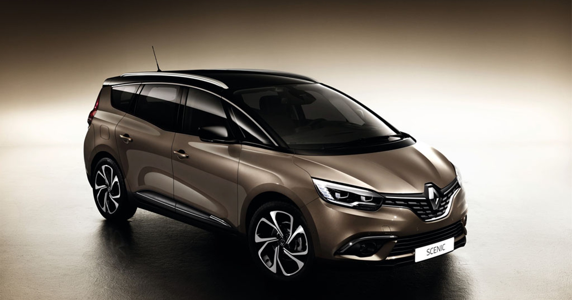 Nowy Renault Grand Scénic - kompaktowy van w większym wydaniu