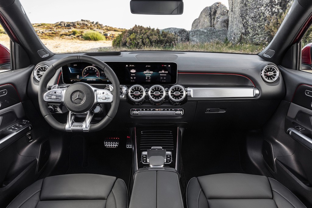 Mercedes GLB – kompaktowy SUV dla 7 osób