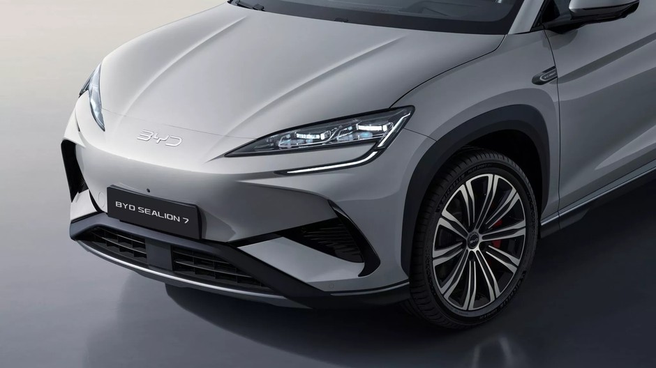BYD Sealion 7