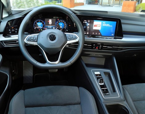 Volkswagen Golf VIII