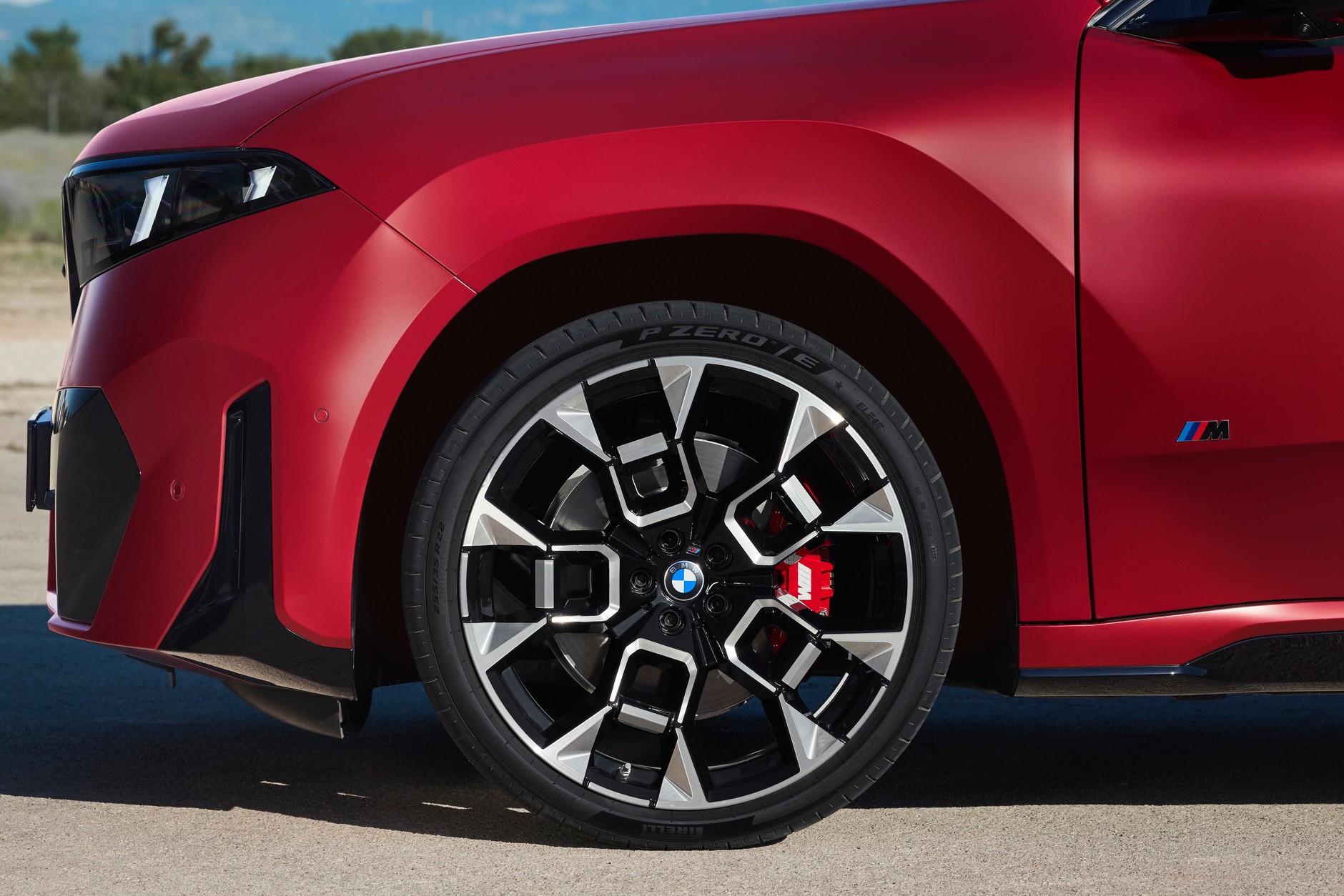 Nowe BMW iX4