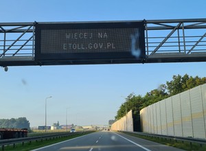 e-TOLL zamiast viaTOLL. Taniej na chwilę, wygodniej dla niektórych