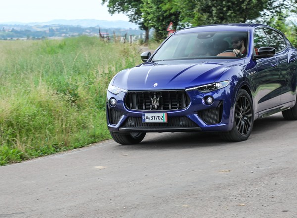 Maserati Levante Trofeo – czarująca maszyna