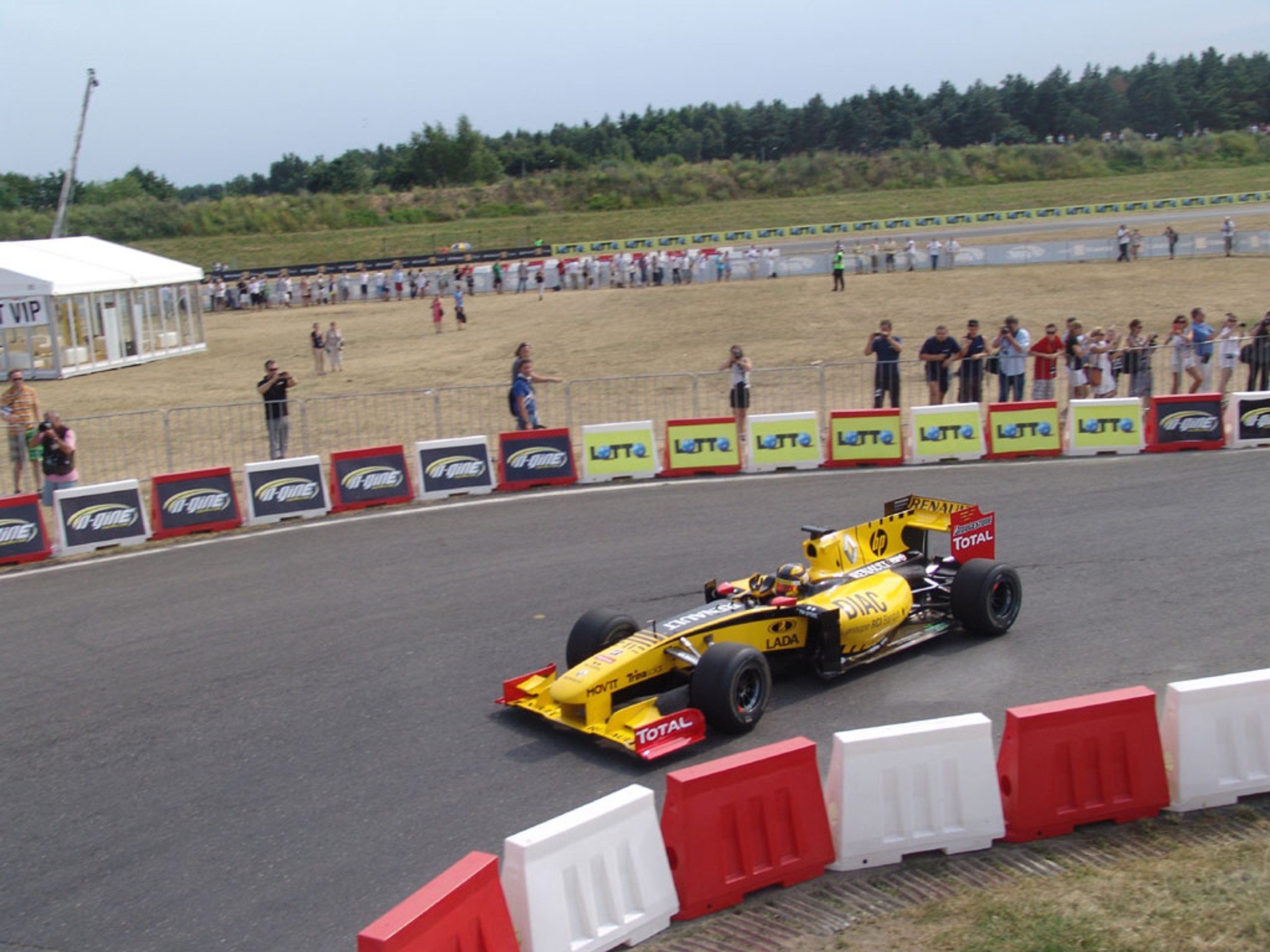 N-Gine Renault F1 Team Show: Kubica szalał w Poznaniu