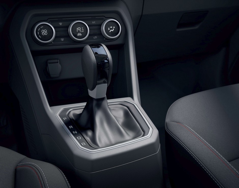 Dacia Jogger Hybrid 140 (2023)