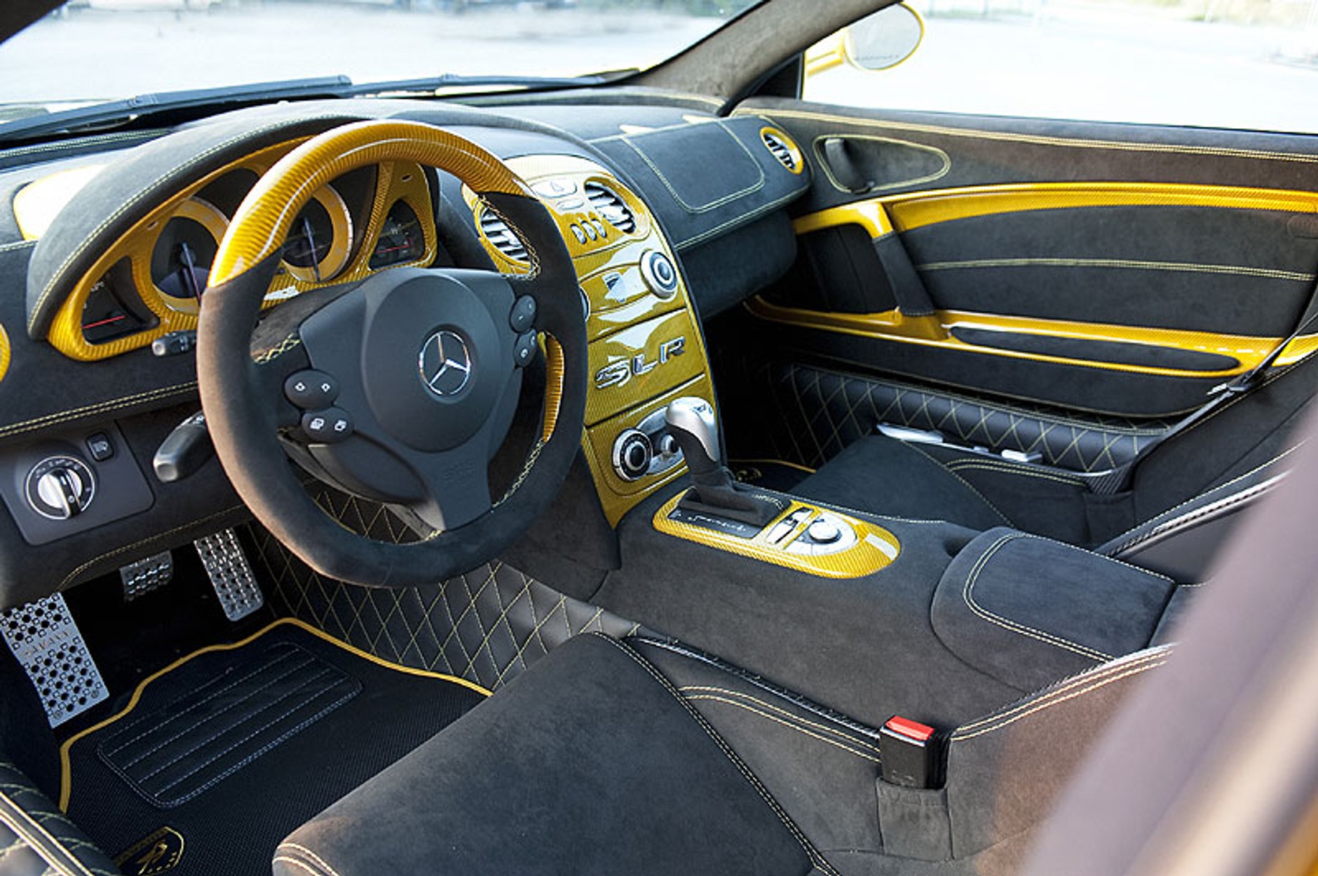 Hamann SLR Volcano: tym razem na kolorowo