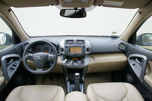 Toyota RAV4 2.2 D-cat 180 X - Po pierwsze: Nie przepłacaj!