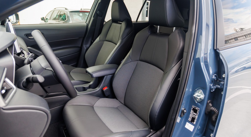 Toyota Corolla Cross Executive 2.0 Hybrid Dynamic Force 178 KM AWD-i e-CVT